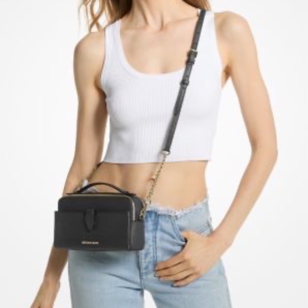 Micheal Kors Jet Set Medium Saffiano Leather Smartphone Double-Zip Crossbody Bag